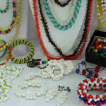 عقد خرز فرط